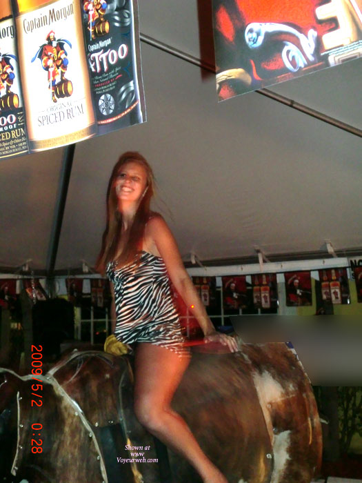 Pic #1 Girls On The Bull 2