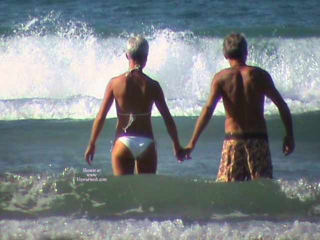 Pic #1 *SA Asses On Display At Surfer&#39;s Paradise And Bondi Beach 