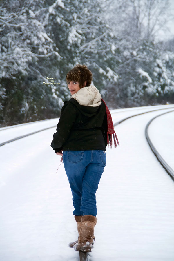 Pic #1 *IC Waiting On The Santa Train