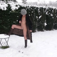 Pic #1 *IC Mysterious Girl In The Snow_1