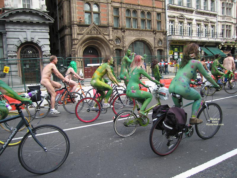 Pic #1 Street Voyeur:&nbsp;Nude Bike Ride