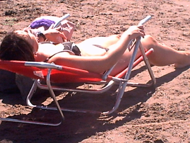 Pic #1 Beach Voyeur:&nbsp;Los &uacute;ltimos D&iacute;as Del Verano En Madryn