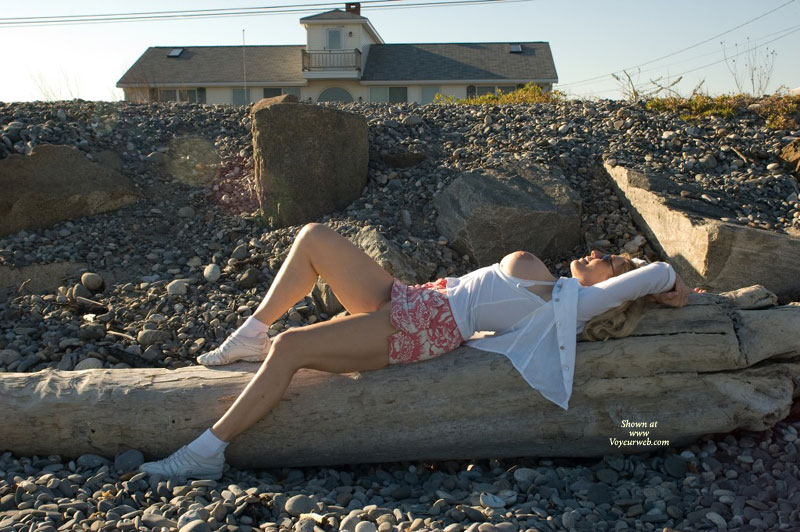 Pic #1 Pantieless Wife:&nbsp;A Day At The Beach