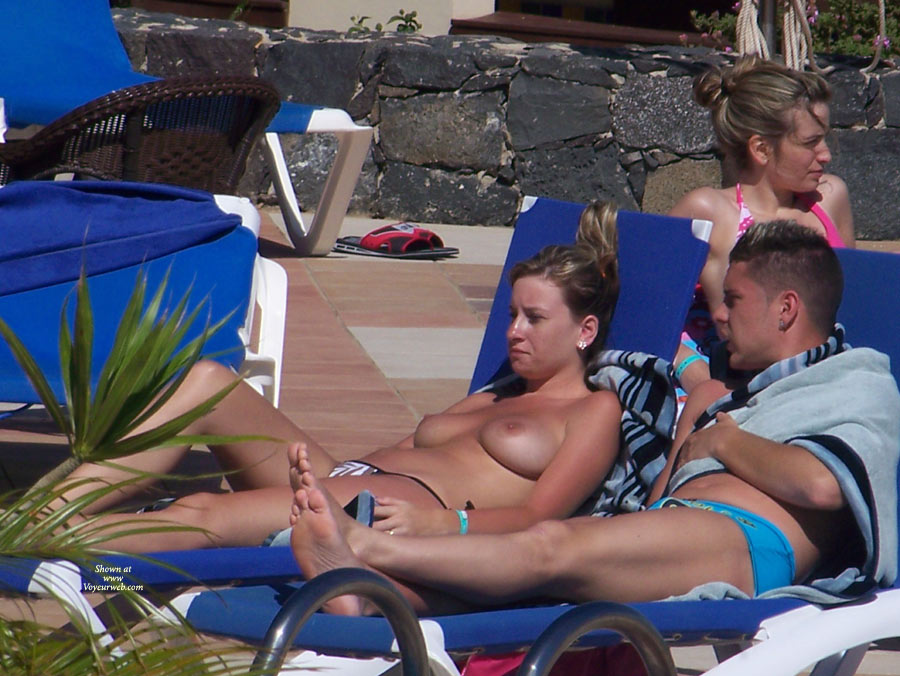 Pic #1 Beach Voyeur:&nbsp;More Nice Tits From Fuerteventura