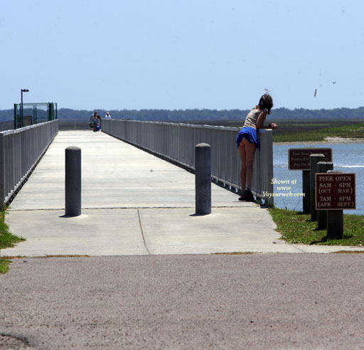 Pic #1 Beach Voyeur:&nbsp;Beach Comber