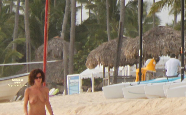 Pic #1 Beach Voyeur:&nbsp;Punta Cana - 6