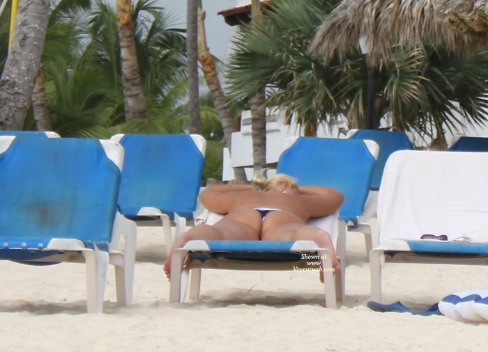 Pic #1 Beach Voyeur:&nbsp;Punta Cana - 7