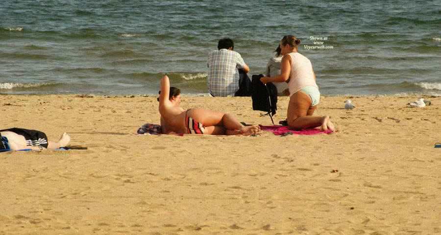 Pic #1 Beach Voyeur:&nbsp;Site Seeing