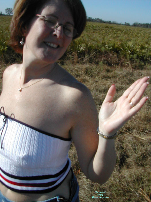 Pic #1 Nude Wife:&nbsp;*SP Flashing While Hiking