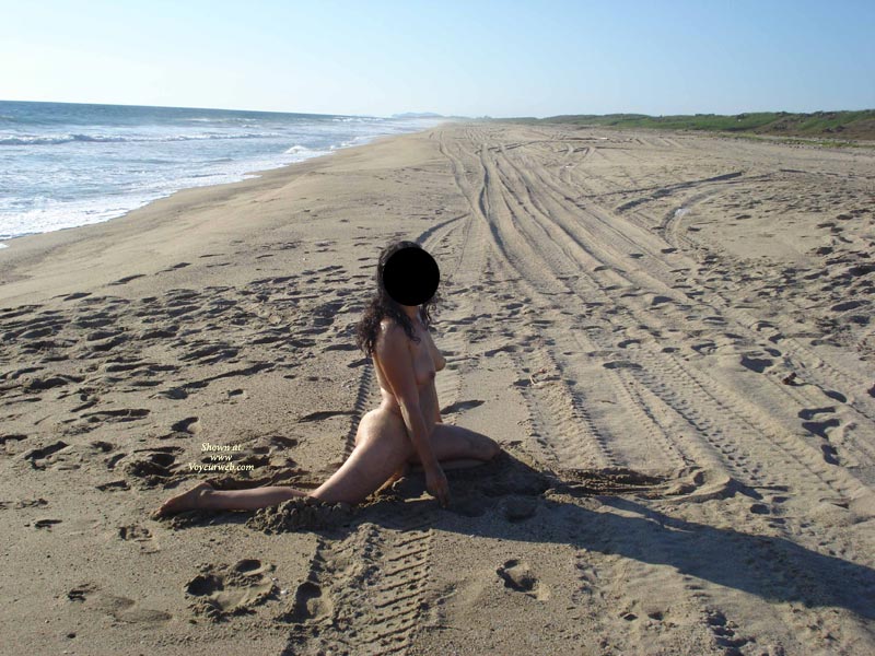 Pic #1 Nude Wife:&nbsp;*SP Seguimos En La Playa