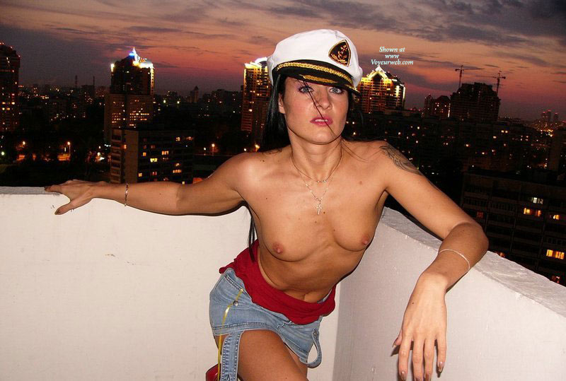 Pic #1 Topless Me:&nbsp;*SP Eli On Roof