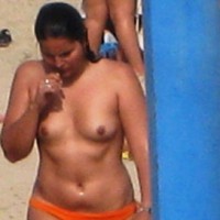 Beach Voyeur:&nbsp;Beach Voyeur: One Topless, Other Revealing