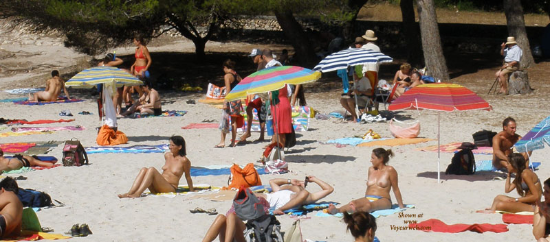 Pic #1 Beach Voyeur:&nbsp;Menorca, Spain