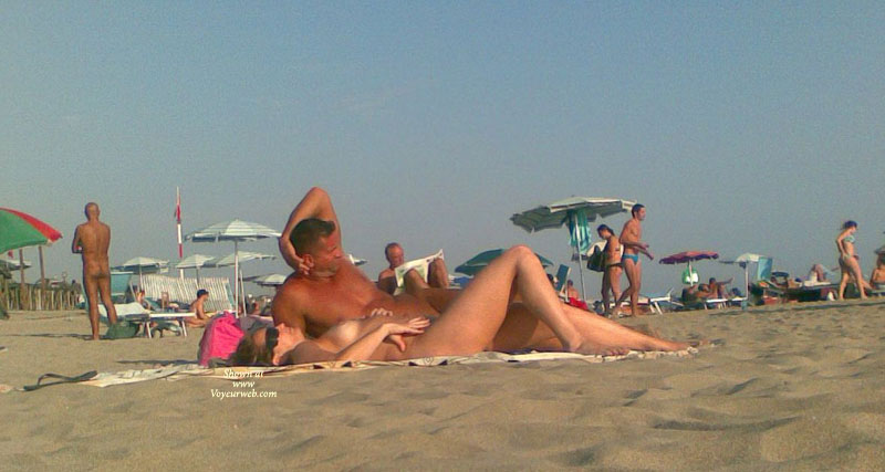 Pic #1 Beach Voyeur:&nbsp;Italian Beach