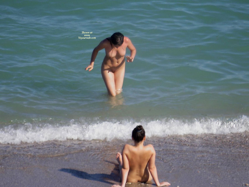 Pic #1 Beach Voyeur:&nbsp;*NW Nude Wet Girls - 1