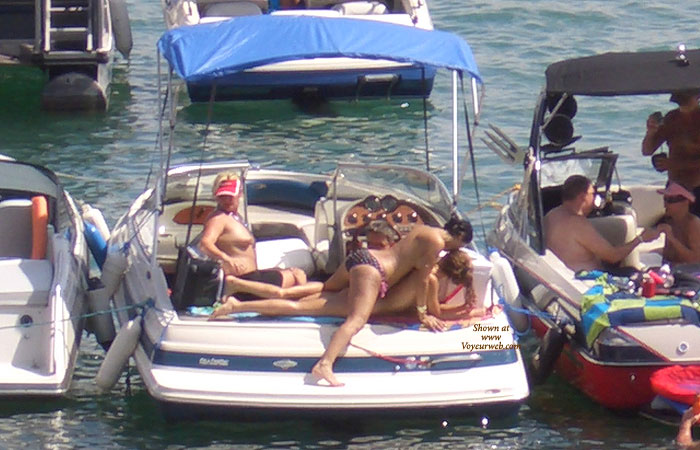 Pic #1 Beach Voyeur:&nbsp;On The Lake