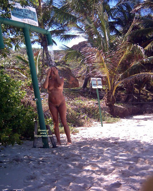 Pic #1 Nude Friend's Wife:&nbsp;Blonde In Tambaba Beach