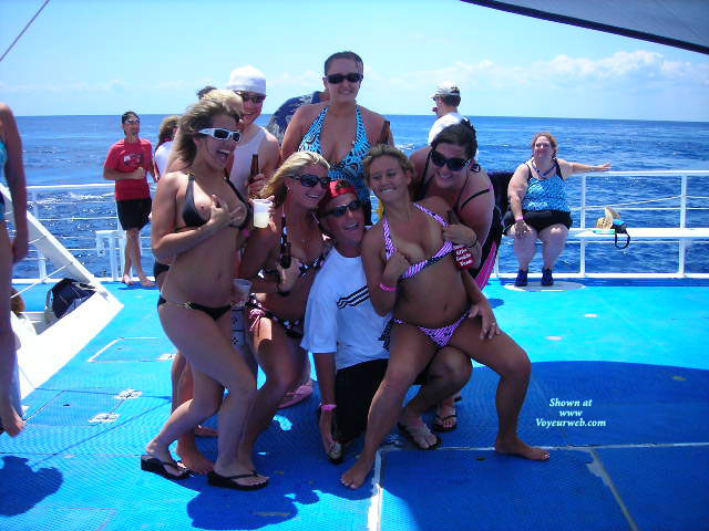 Pic #1 Amateur in Swimwear:&nbsp;A Cruise