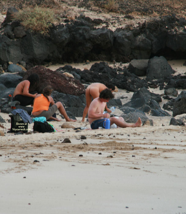 Pic #1 Beach Voyeur:&nbsp;Girls At Beach