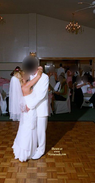 Pic #1 Event Voyeur:&nbsp;Wedding Nip Slip