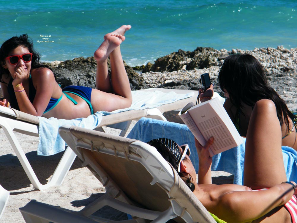 Pic #1 Beach Voyeur:&nbsp;Costa Maya