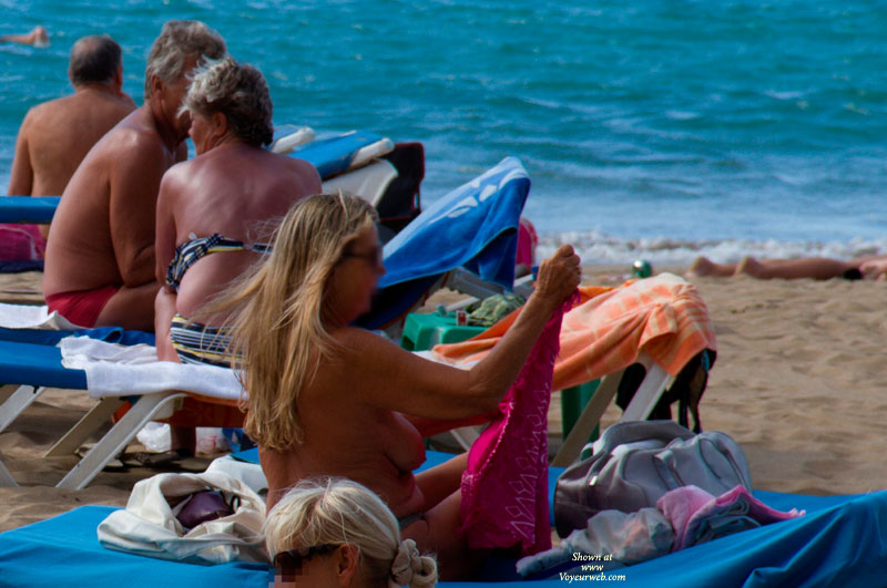 Pic #1 Beach Voyeur:&nbsp;Beach Day