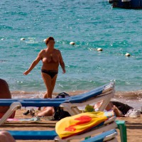 Topless Amateur:&nbsp;Beach Day 2