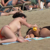 Beach Voyeur:&nbsp;European Beach