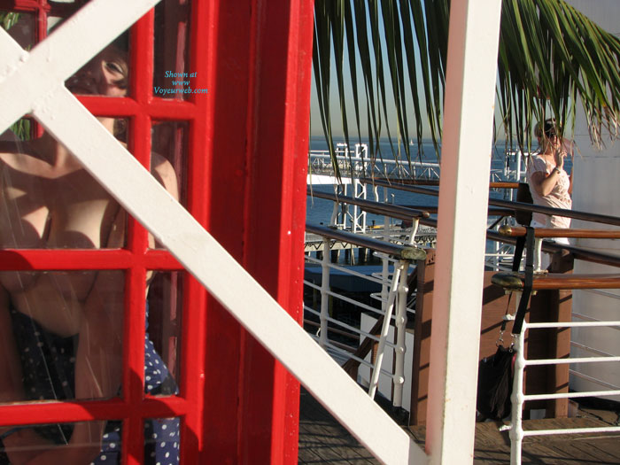 Pic #1 Li'l &#966;hi Visits The Queen Mary