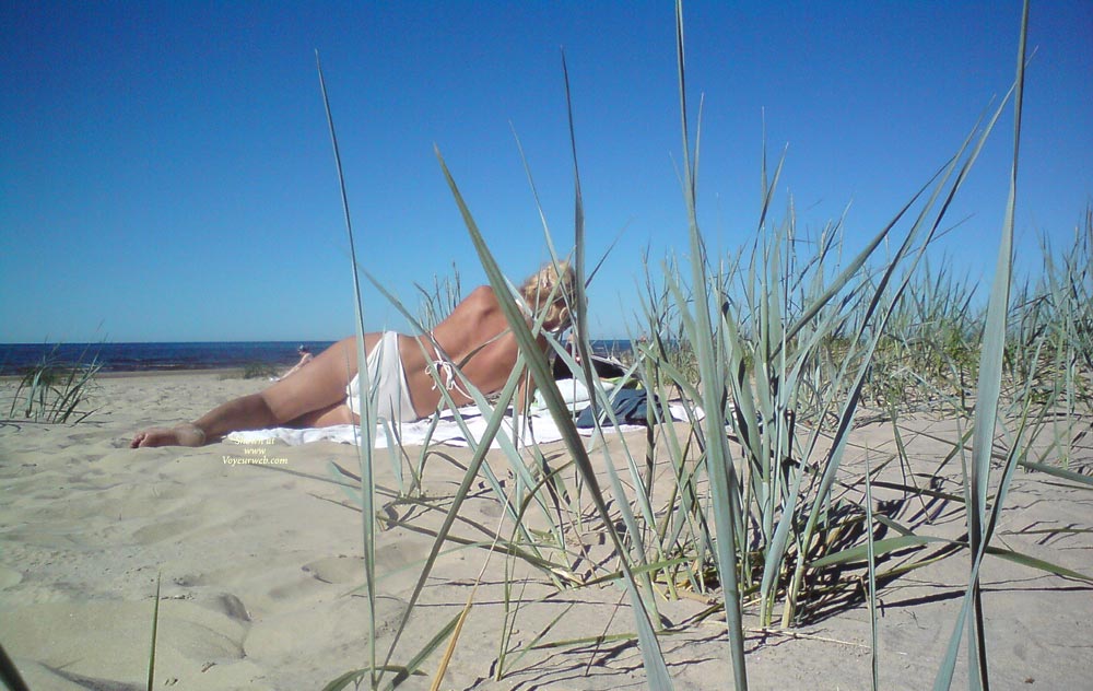 Pic #1 Belorussian Tourist On The Latvian Beach