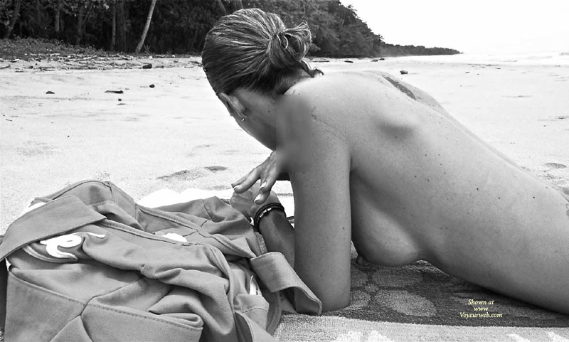 Pic #1 My Girlfriend Nude On The Beach