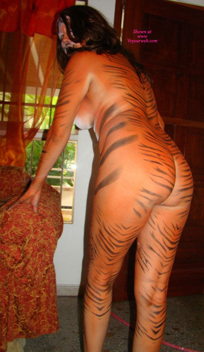 Pic #1 Tiger Woman 1 (Body Paint)