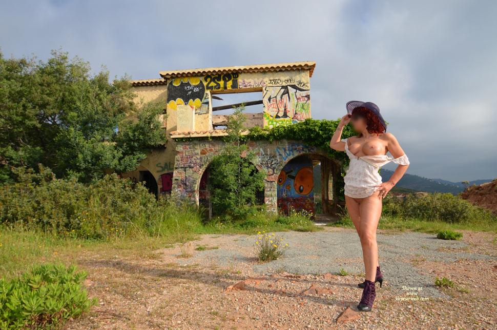 Pic #1 An Abandoned House - Big Tits, Outdoors