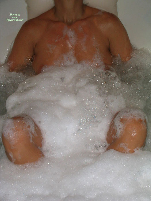 Pic #1 Nora - Bubble Bath