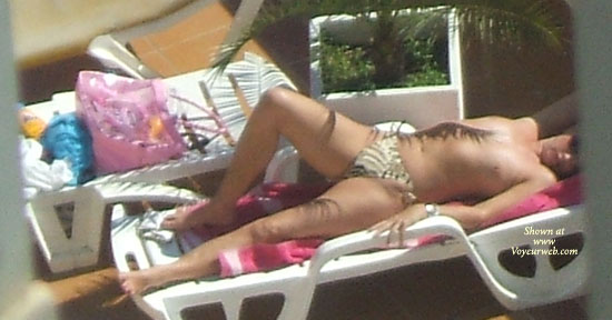 Pic #1 Spain&#39;s Pool Side Shots 3