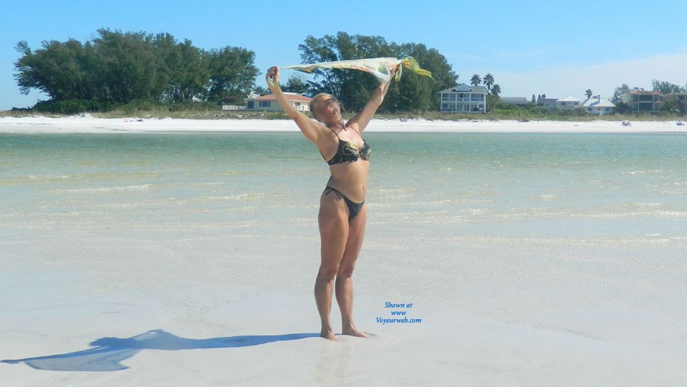 Pic #1 Anna Maria Island, October 2013 - Firm Ass, Wet, Beach, Bikini Voyeur, Wife/wives, Mature