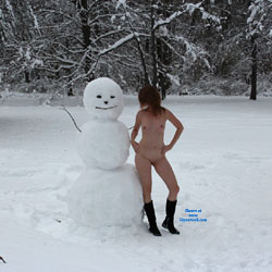 Happy Snowman - Brunette, Shaved, Small Tits