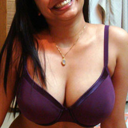 Pic #1 Shy Indian GF - Big Tits, Gf