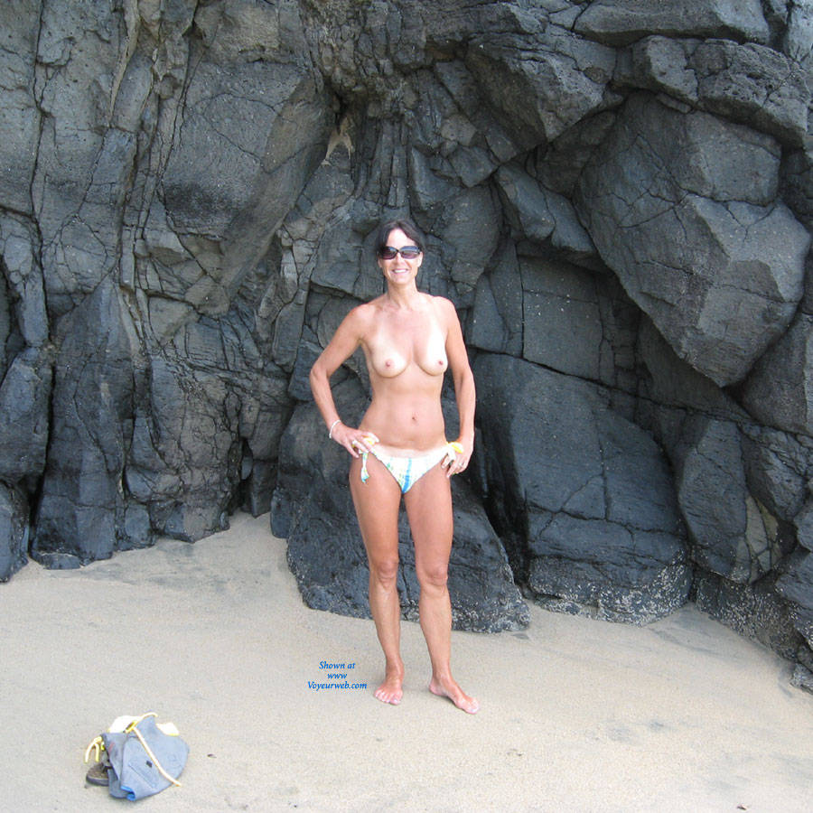 Pic #1 Guess Where This Beach Is? - Beach, Brunette