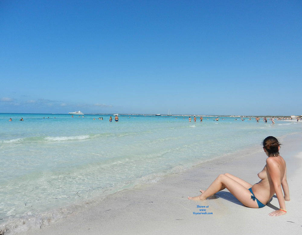 Pic #1 My Girlfriend Love Topless Beach - Gf, Beach