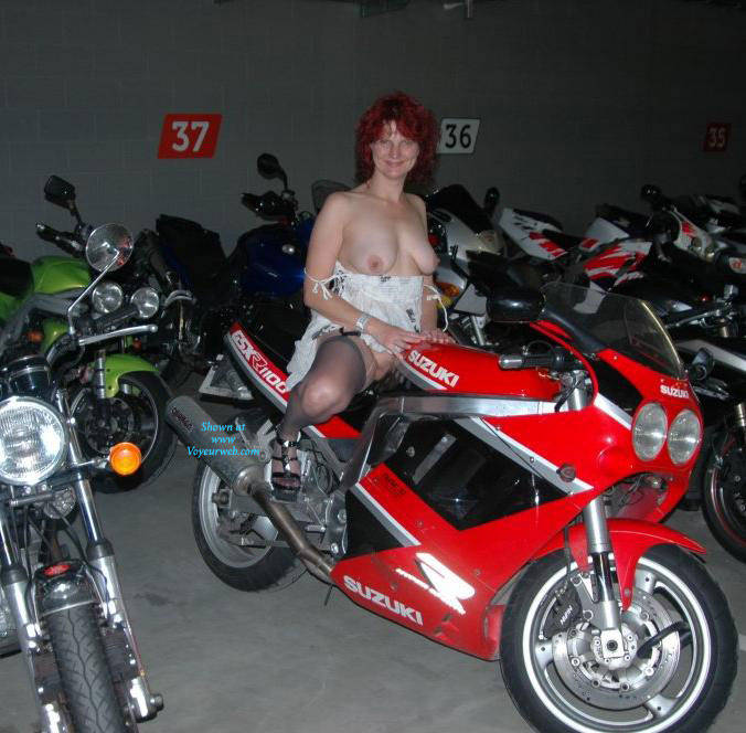 Pic #1 Nude In The Parking Garage - Big Tits, High Heels Amateurs, Lingerie, Redhead