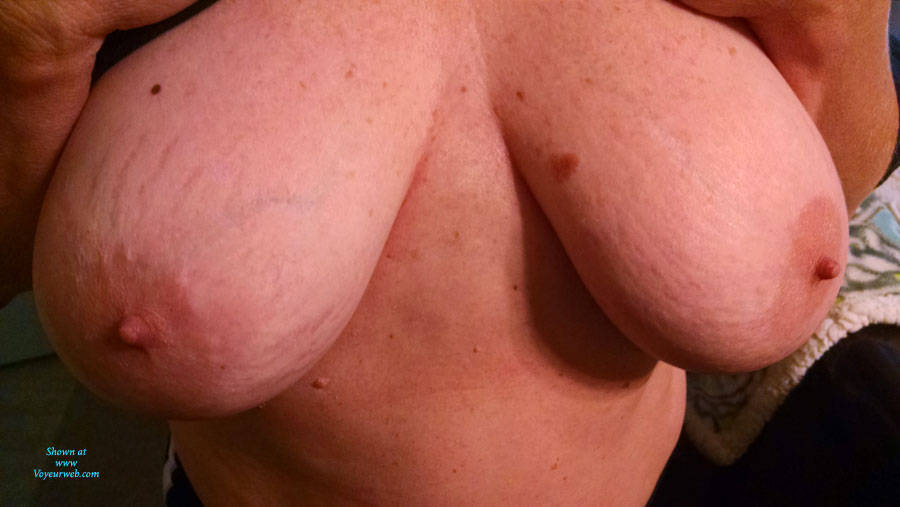 Pic #1 First Time Contributing And Testing The Waters - Big Tits, Close-ups, Mature