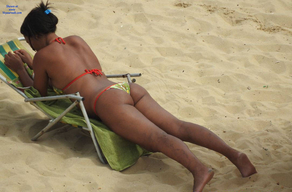 Pic #1 Casa Caiada Beach, Olinda City - Beach, Bikini Voyeur, Brunette