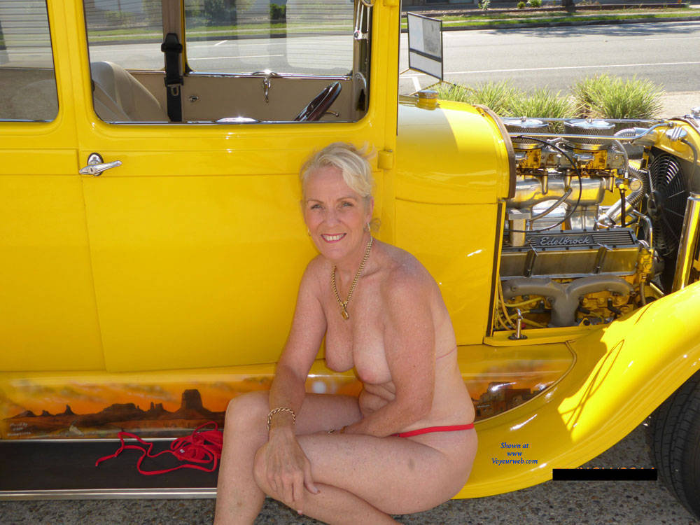 Pic #1 Hot Rod Shots - Big Tits, Bikini Voyeur, Blonde