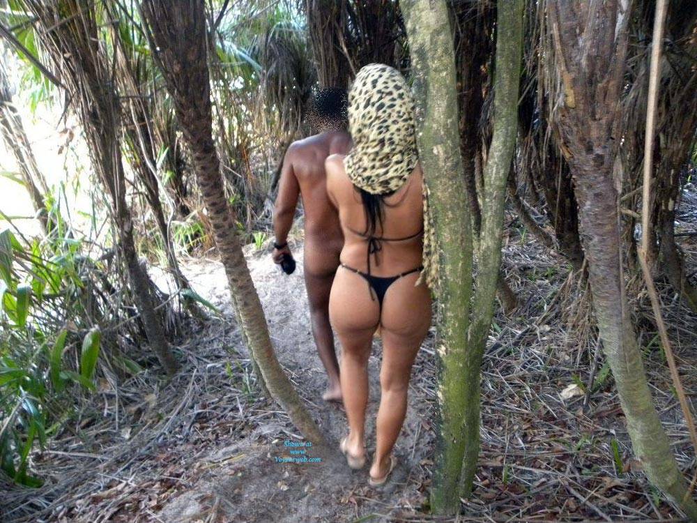 Pic #1 Selma Brasil And Friend In Coqueirinho Beach - Nature