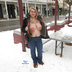 BBW Outdoors - Big Tits, Flashing, Public Exhibitionist, Public Place, Bbw