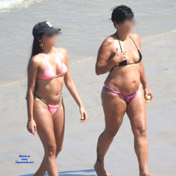 Pic #1 Delicious Ass In Janga Beach, Brazil - Beach Voyeur, Bikini Voyeur