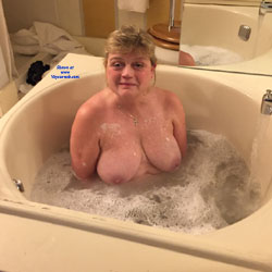 Pic #1 Wife In Sunkin Tub - Big Tits, Wife/wives, Amateur, Mature