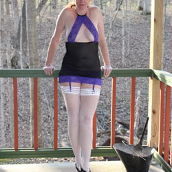 Cabin Fun 1 - High Heels Amateurs, Lingerie, Mature, Outdoors, Stockings Pics