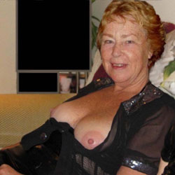 Pic #1 Cathy Blowjob Rubber Skirt Slut Granny - Mature, Redhead, Amateur, Granny